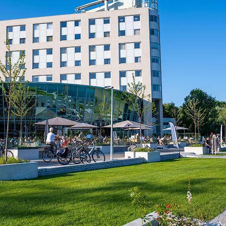 Best Western Plus Flatonia Inn Esterno foto