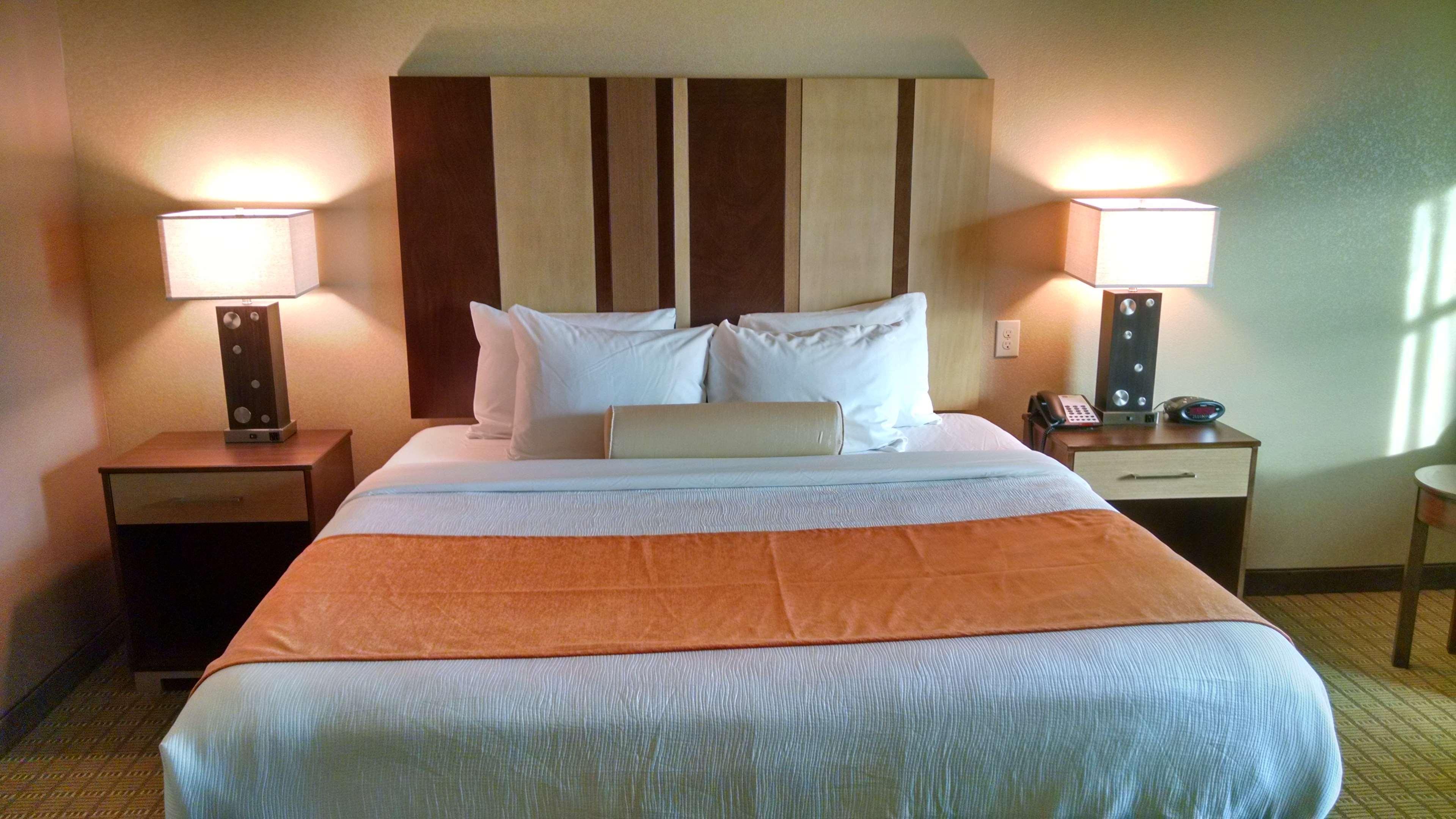 Best Western Plus Flatonia Inn Esterno foto