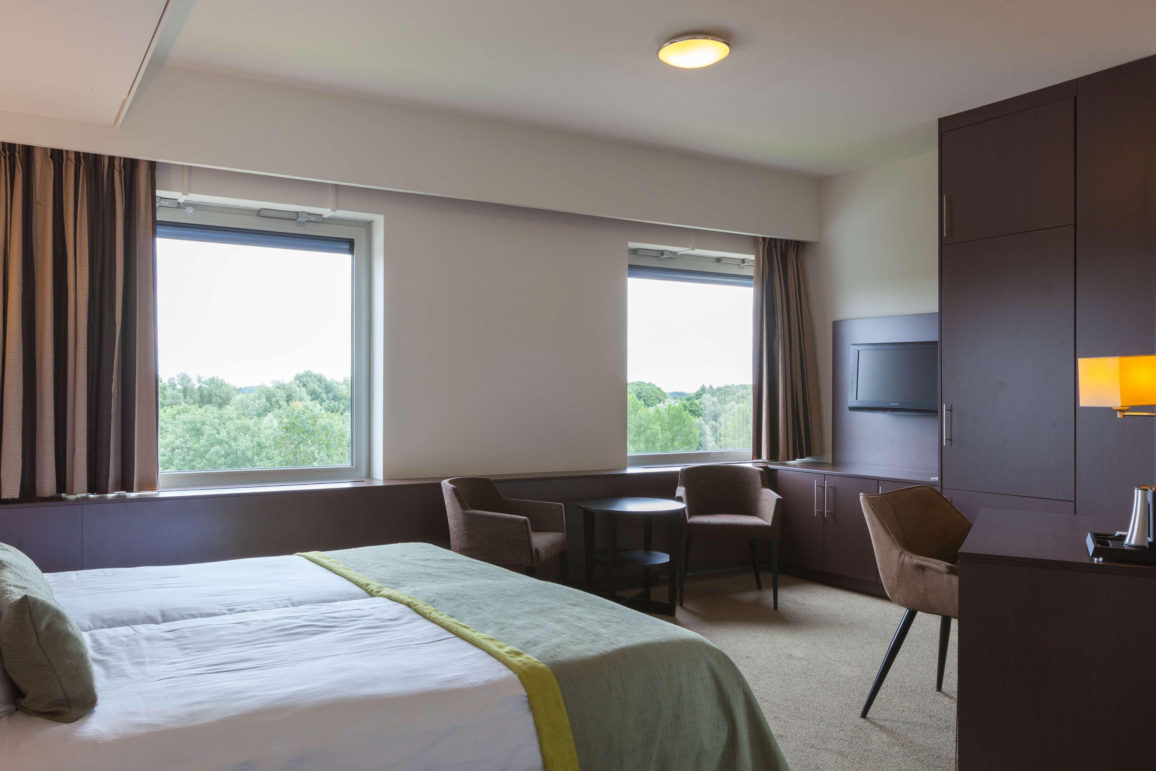 Best Western Plus Flatonia Inn Esterno foto