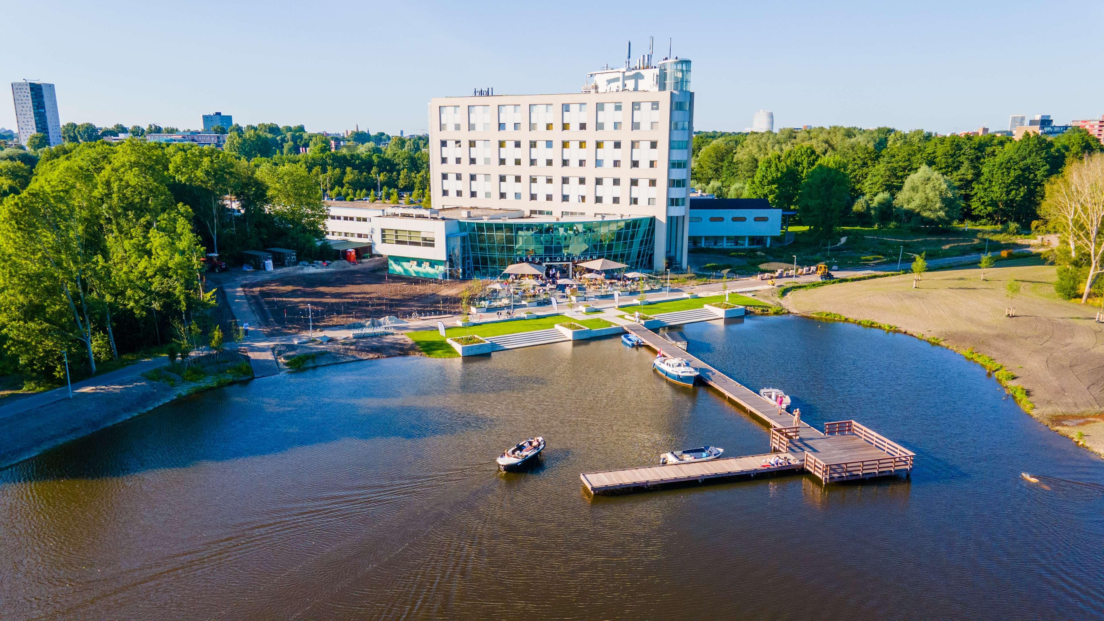 Best Western Plus Flatonia Inn Esterno foto
