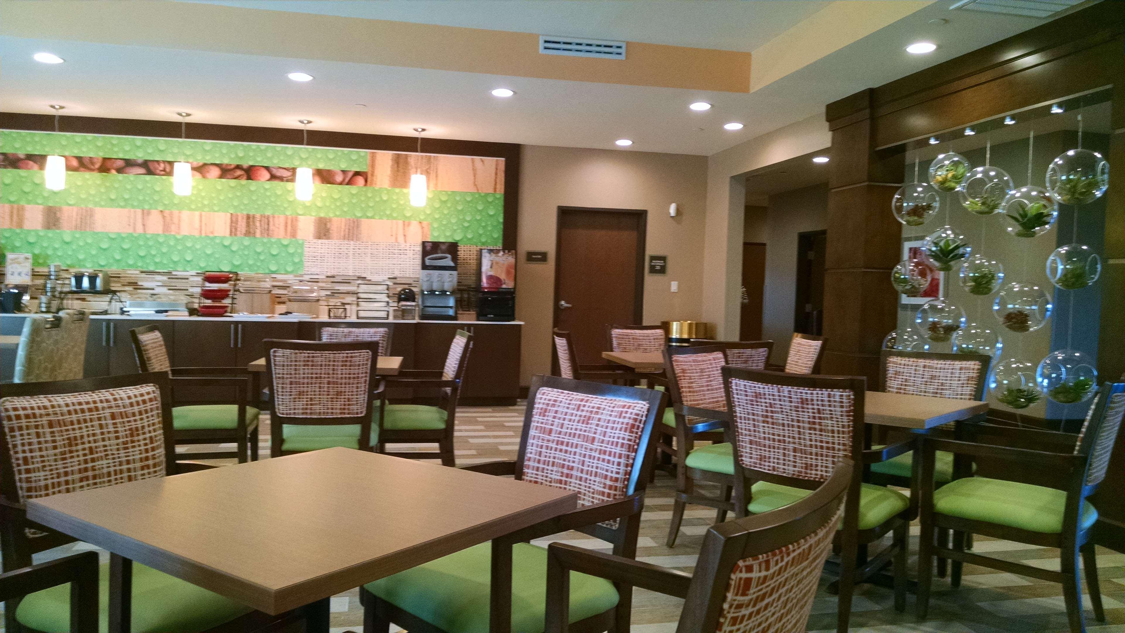 Best Western Plus Flatonia Inn Esterno foto