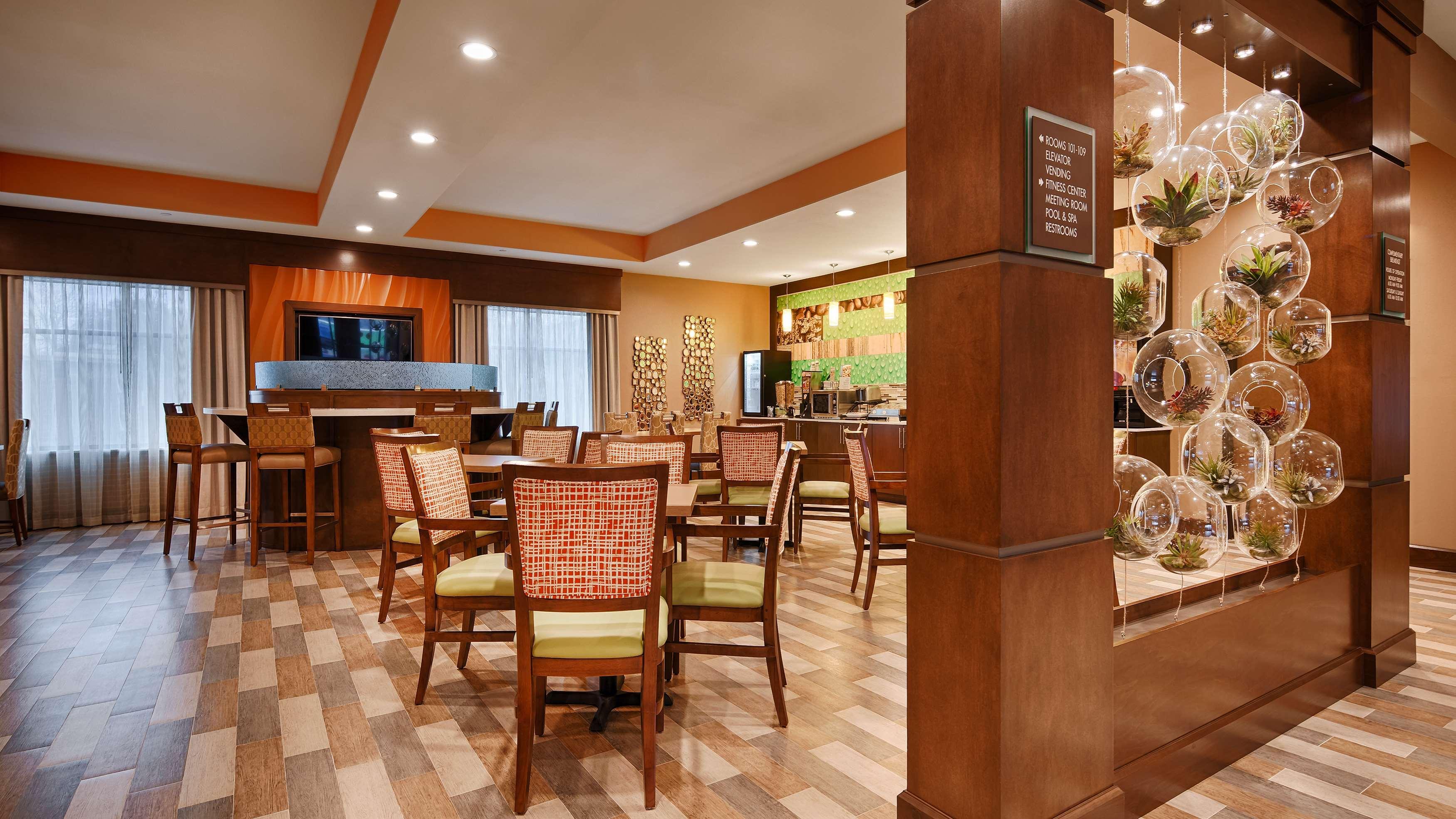 Best Western Plus Flatonia Inn Esterno foto